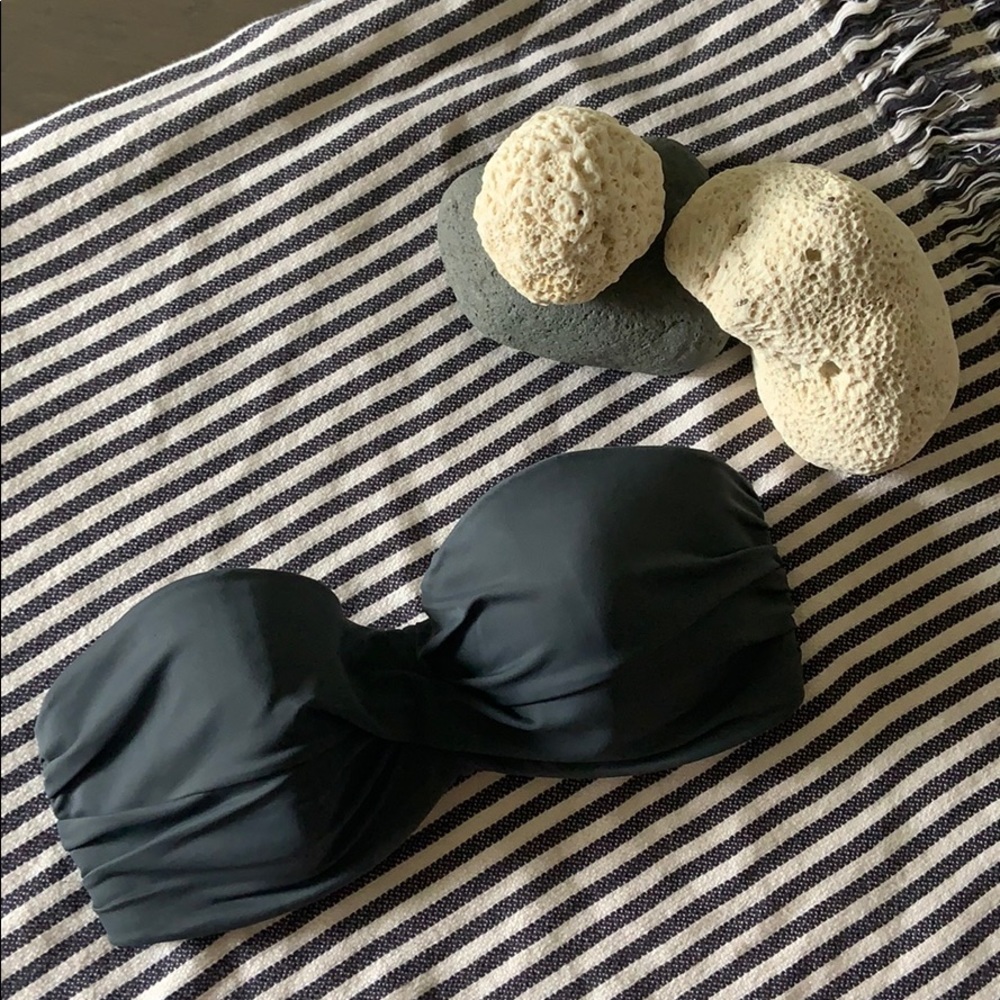 VS Strapless Bikini Top
